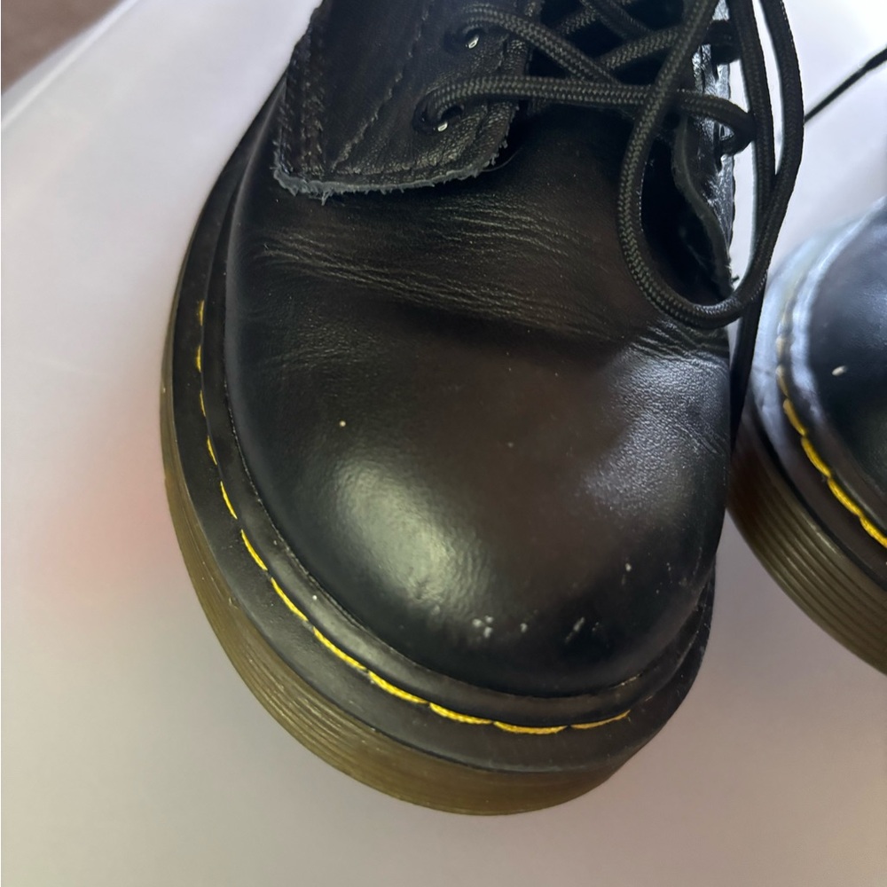 Black Leather Lace-Up Boots - Picture 4 of 11